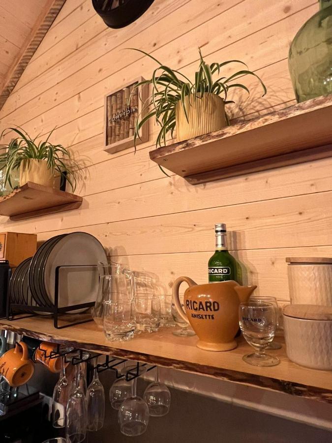 Charmante Cabane Dans Les Arbres Avec Jacuzzi Et Sauna Boismorand Exterior photo